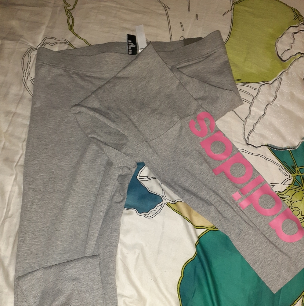 Adidas leggings